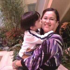 Meet your Posher, Nicole